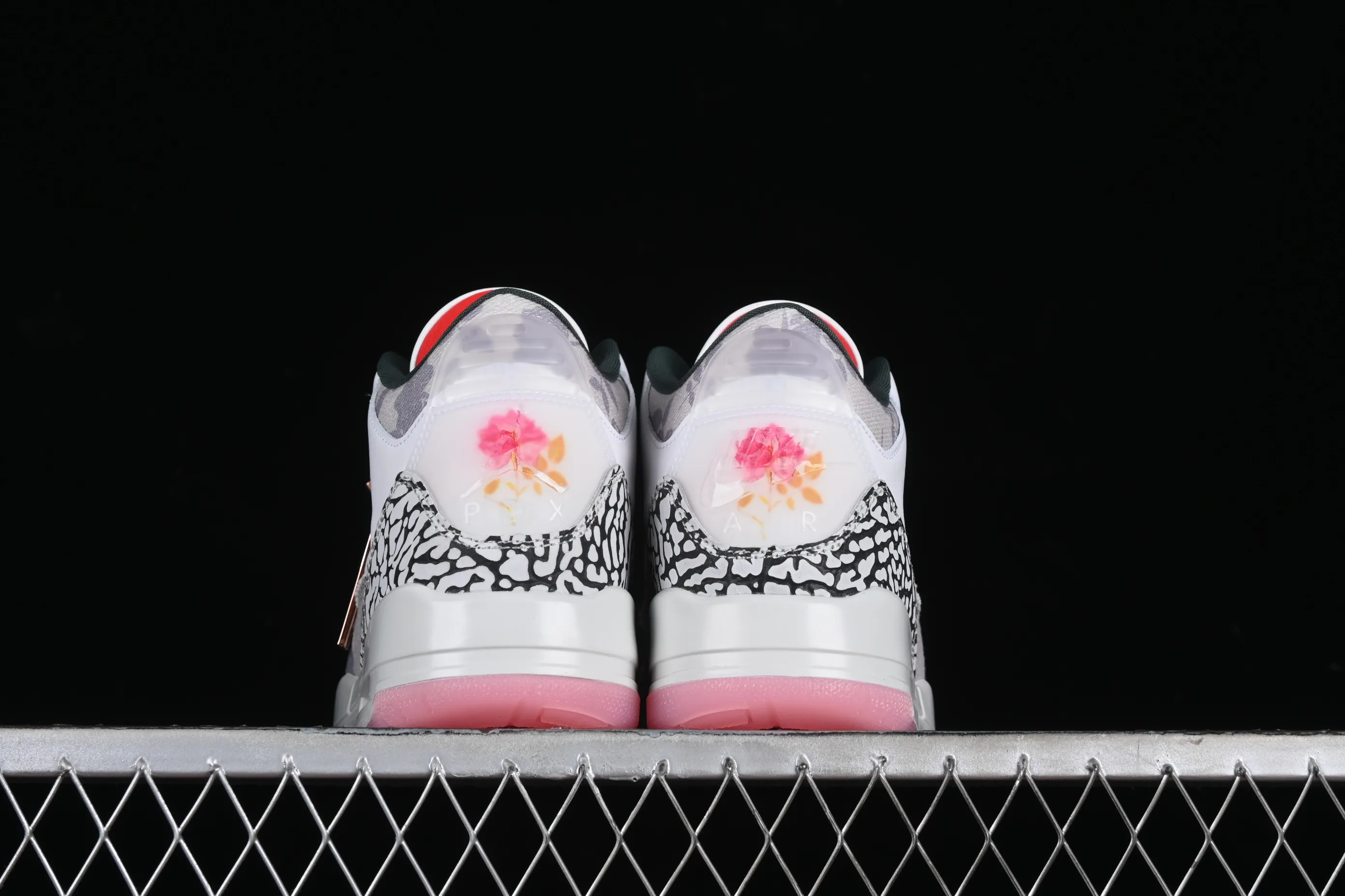 All categories Air Jordan Jordan series basketball shoes Air Jordan 3 Air Jordan 3 Retro "Wings" AJ3 Joe 3 Flower HM6993-100